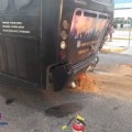 Auto se impacta contra camión del hotel Hard Rock en Nuevo Vallarta