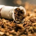 Morena busca subir impuesto al tabaco y alcohol