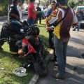 Motociclista se impacta sobre la Prisciliano Sánchez
