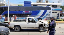 Accidente involucrando tres vehículos en Bucerías