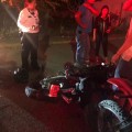 Joven motociclista es impactado