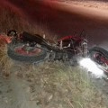 Derrapa motociclista en entrada de Verde Vallarta
