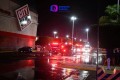 Autoridades coordinan esfuerzos para atender incendio en supermercado de Zapopan