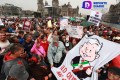 AMLO deja Palacio Nacional definitivamente, mientras decenas de simpatizantes lo despiden.