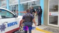 Asalto un kiosko con un desarmador en por el crucero a las juntas.