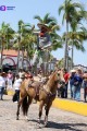 Desfilan charros en Puerto Vallarta