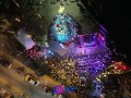 Enciende el Profe Michel el árbol de Navidad en el Malecón