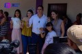 Héctor Santana votó acompañado de su familia