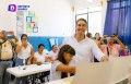 Héctor Santana votó acompañado de su familia