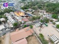 Incendio pone en peligro viviendas alrededor