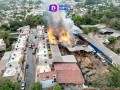 Incendio pone en peligro viviendas alrededor