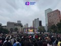 Miles de simpatizantes asisten al 'Hasta Siempre Presidente Fest” en el Monumento a la Revolución