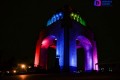 Monumentos y edificios en CDMX se iluminan con los colores de la diversidad