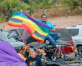 Participa Lía Castro Díaz de León en el Desfile Pride Bahía de Banderas 2024