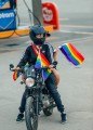 Participa Lía Castro Díaz de León en el Desfile Pride Bahía de Banderas 2024