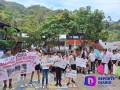 Peligran alumnos de primaria en colonia Buenos. Aires, exigen barda para no quedar sepultados