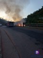 Se incendia al parecer un negocio abandonado