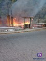 Se incendia al parecer un negocio abandonado