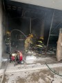 Se incendia una pequeña bodega en la colonia Versalles