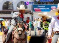 Se lleva a cabo el tradicional desfile charro