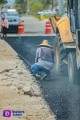 Siguen los trabajos de pavimentación de la calle Ignacio Altamirano en San José del Valle.