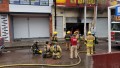 Voraz incendio en tienda El Bodegón en delegación del Pitillal