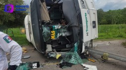 Accidente en carretera a Las Palmas: camión volcado