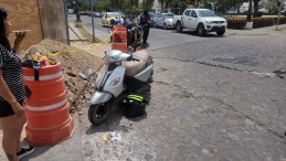Accidente en Colonia Versalles: Ambulancia impacta a motociclista
