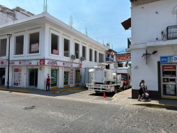 Cerrarán calles del centro por filmación de serie Acapulco de Eugenio Derbez