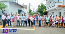 Entrega gobierno de Bahía de Banderas dos calles y una avenida  en localidades del municipio.