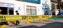 Incendio en farmacia Medisim en Bobadilla causado por corto circuito