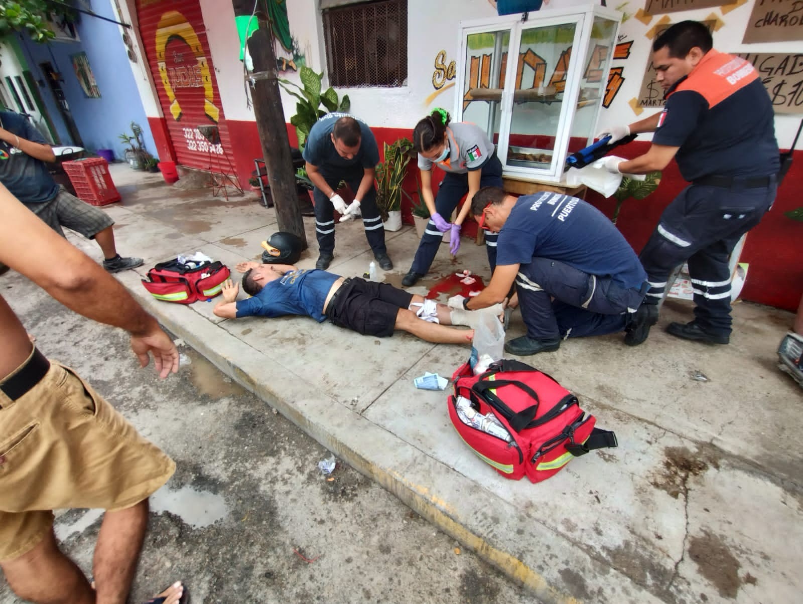 Le destrozan la pierna a motociclista | Reporte Diario Vallarta